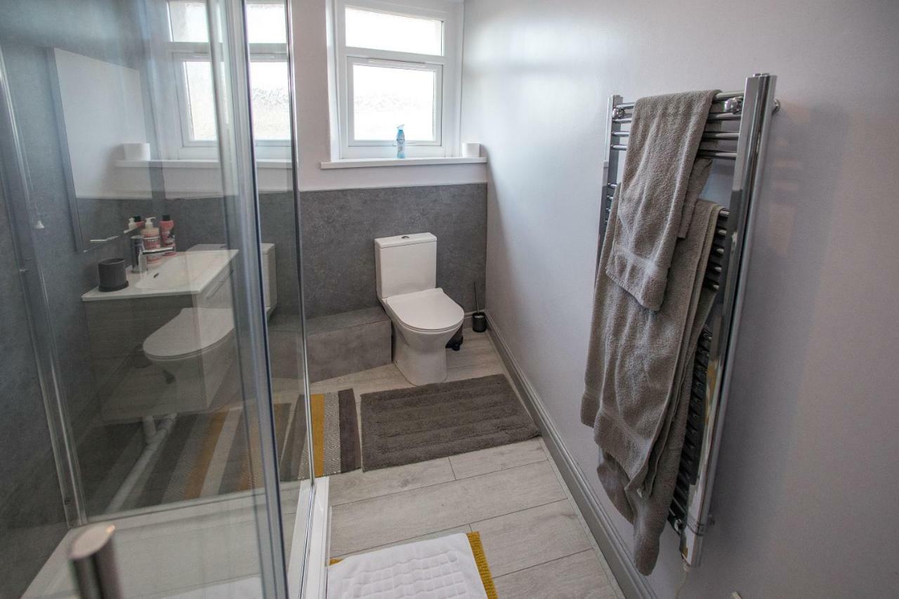 James' Place At Dowlais ميرثير تيدفيل الغرفة الصورة