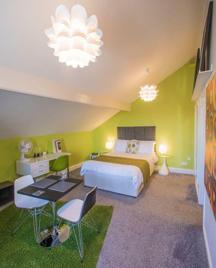 James' Place At Dowlais ميرثير تيدفيل الغرفة الصورة